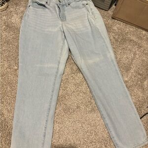 Old Navy Women's Light Blue Straight Leg Jeans